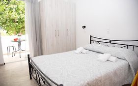 El Verano Apartments